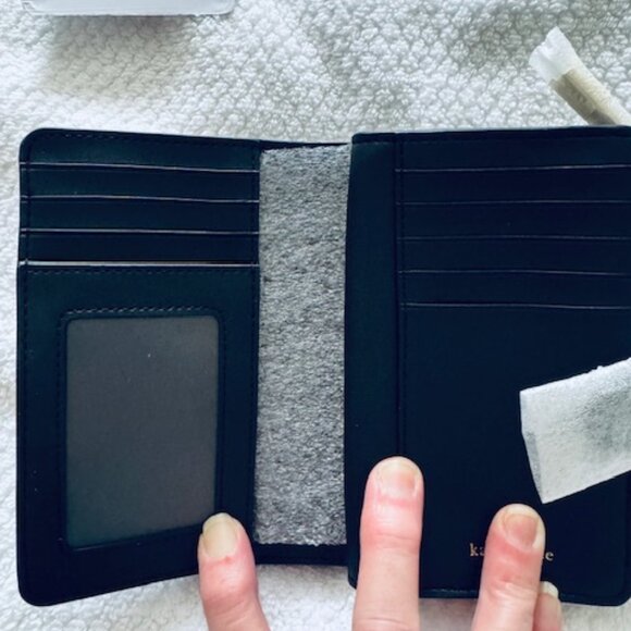 NWT Kate Spade Carey Medium Bifold Wallet Black Quilted Leather $229 - Picture 3 of 6